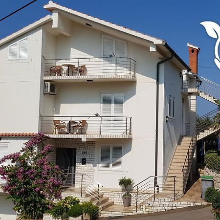 Apartmani Lidija Lopar Exterior foto